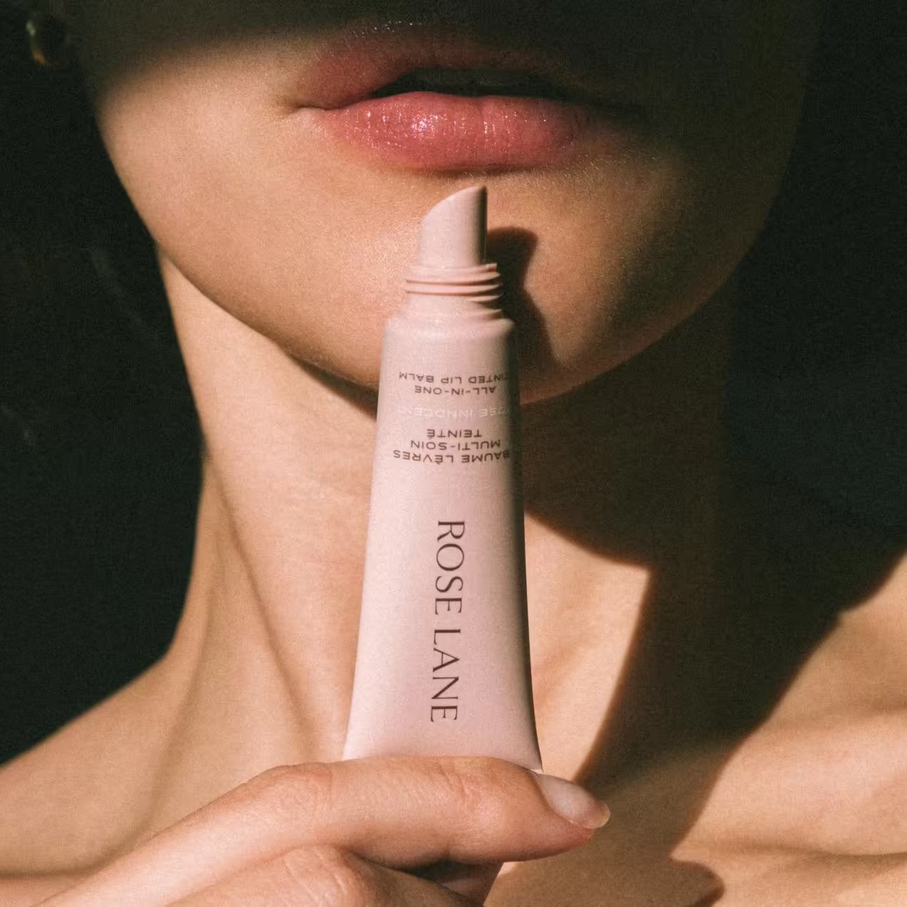 Baume à lèvres naturel teinte prend soin des lèvres de Léa Rose Lane Paris