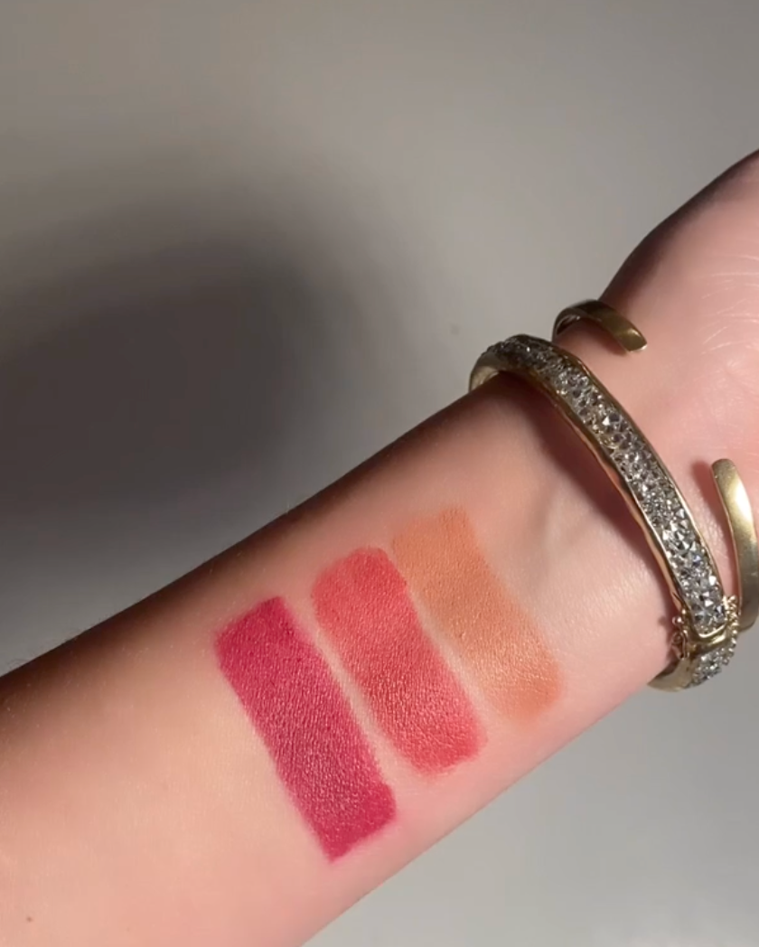 Rouge rendez-vous